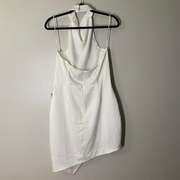 Elliatt Camo Mini Dress in White Halter Neck Asymmetrical Hem NWOT Size L - Picture 6 of 9